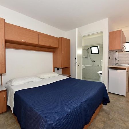 Camping La Vecchia Torre Hotel กัลลีโปลี ภายนอก รูปภาพ
