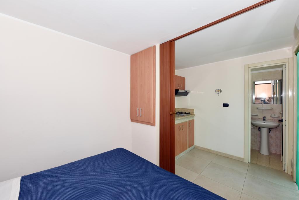 Camping La Vecchia Torre Hotel กัลลีโปลี ภายนอก รูปภาพ