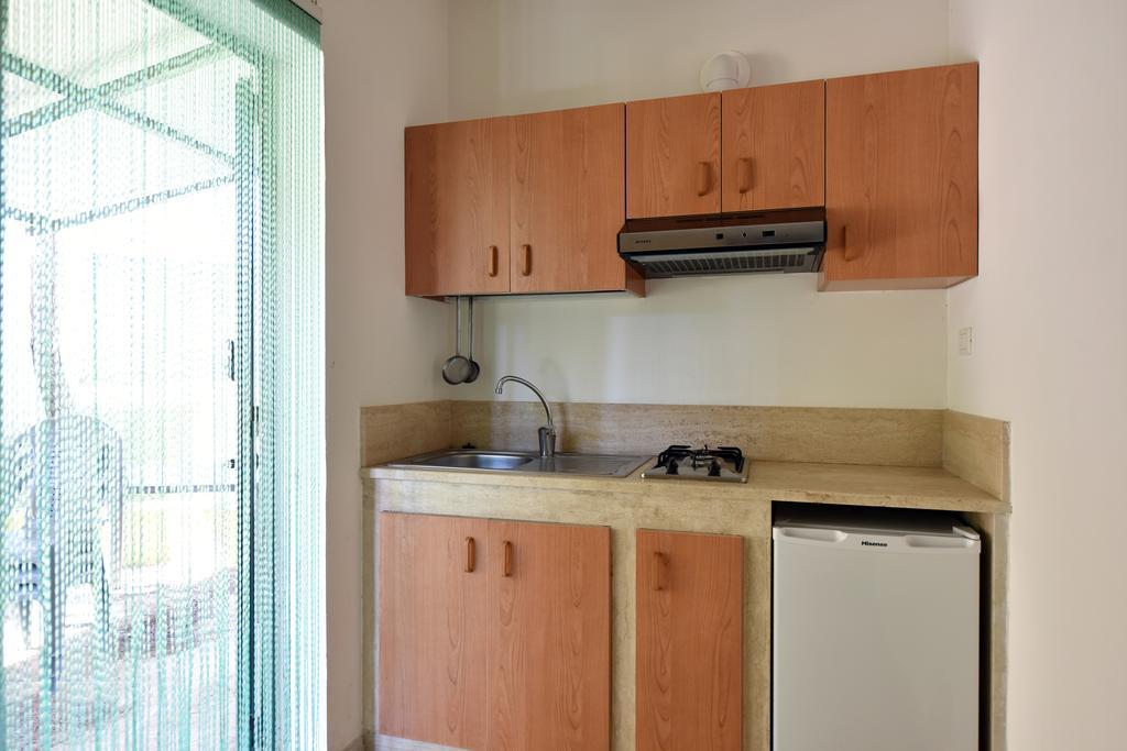 Camping La Vecchia Torre Hotel กัลลีโปลี ภายนอก รูปภาพ
